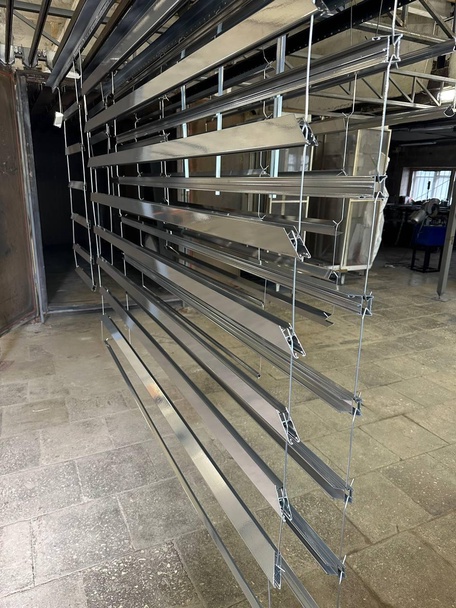 Производим и окрашиваем: